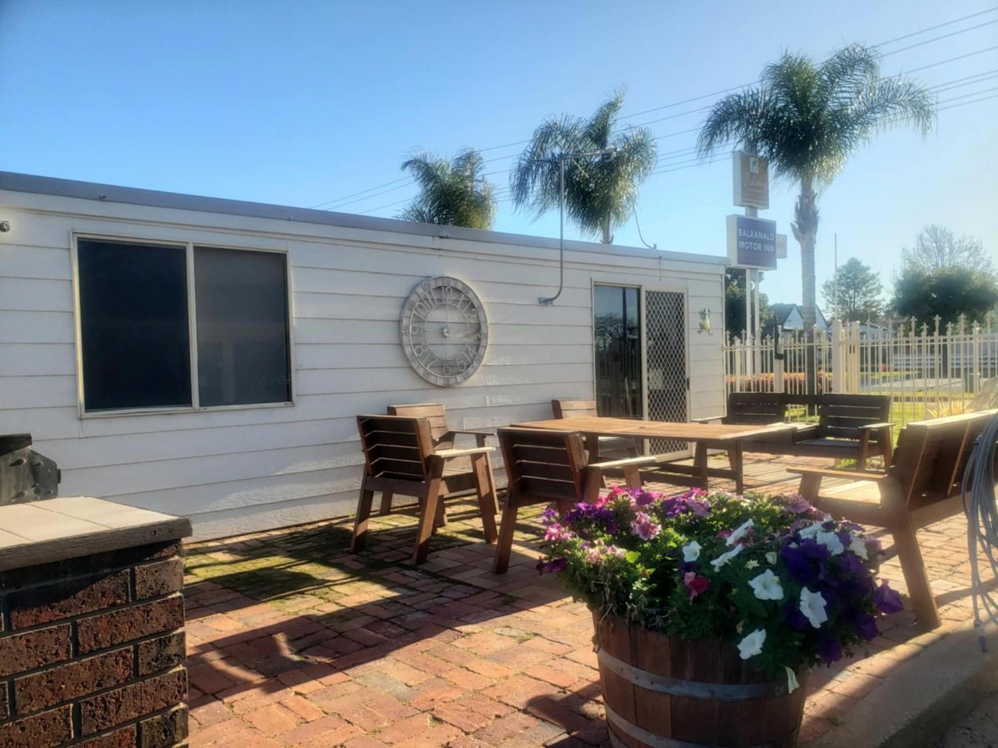 Balranald Motor Inn מראה חיצוני תמונה